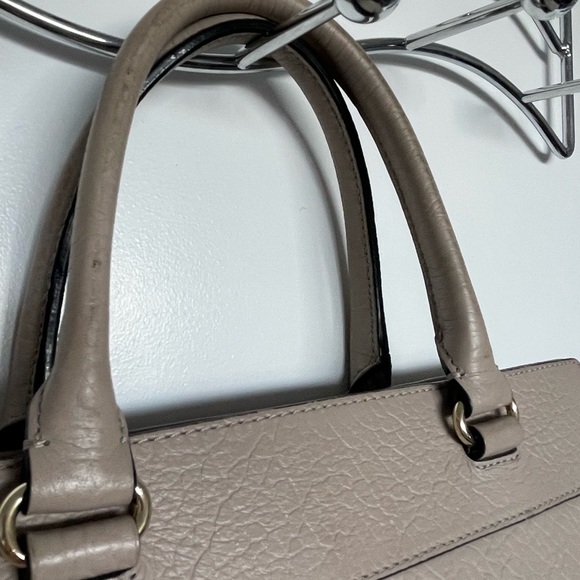 Kate Spade purse, top handle and cross body strap, cut out lace design on front - Picture 8 of 12